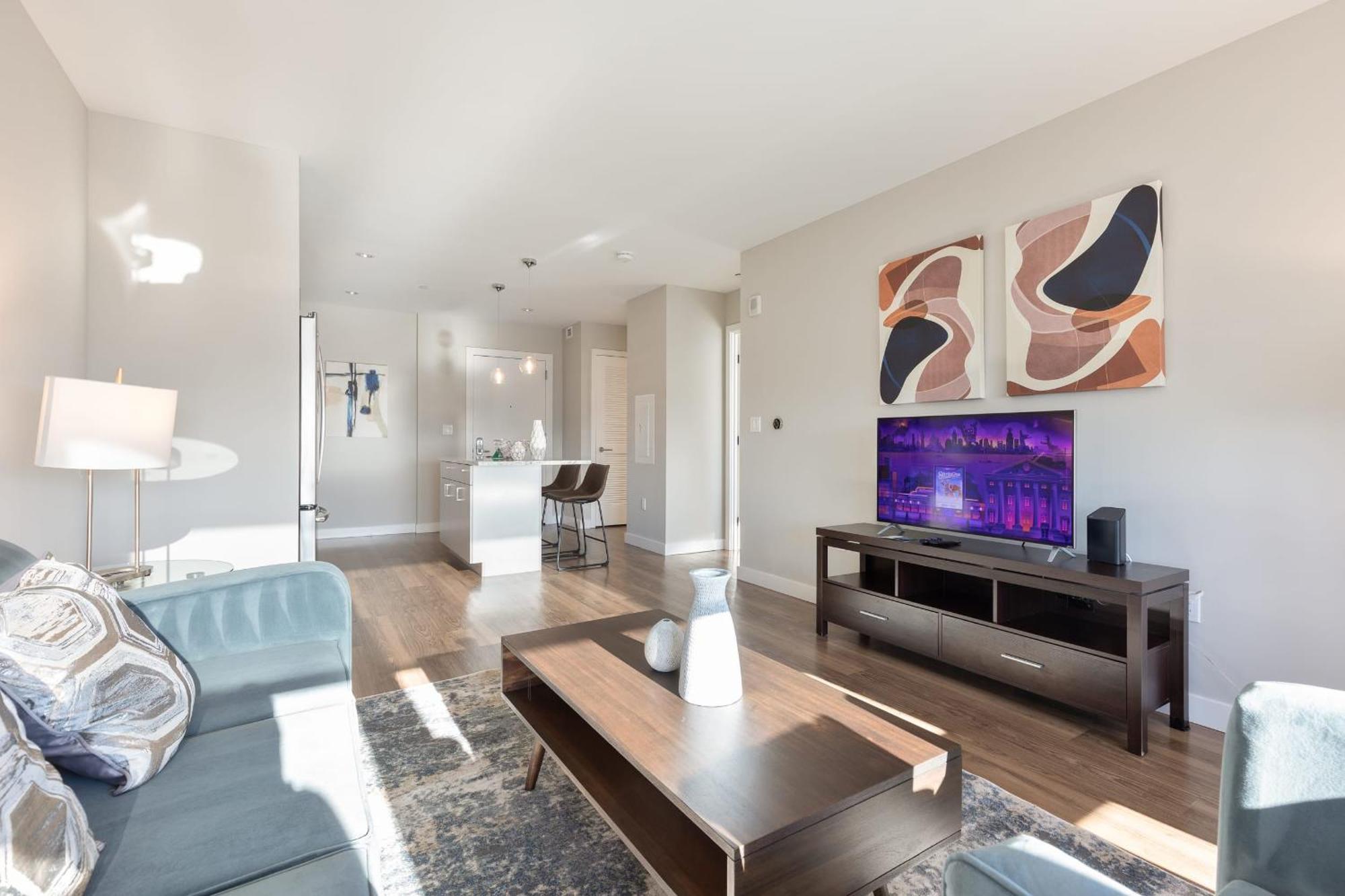 Luxury Downtown Seaport Apartment Boston