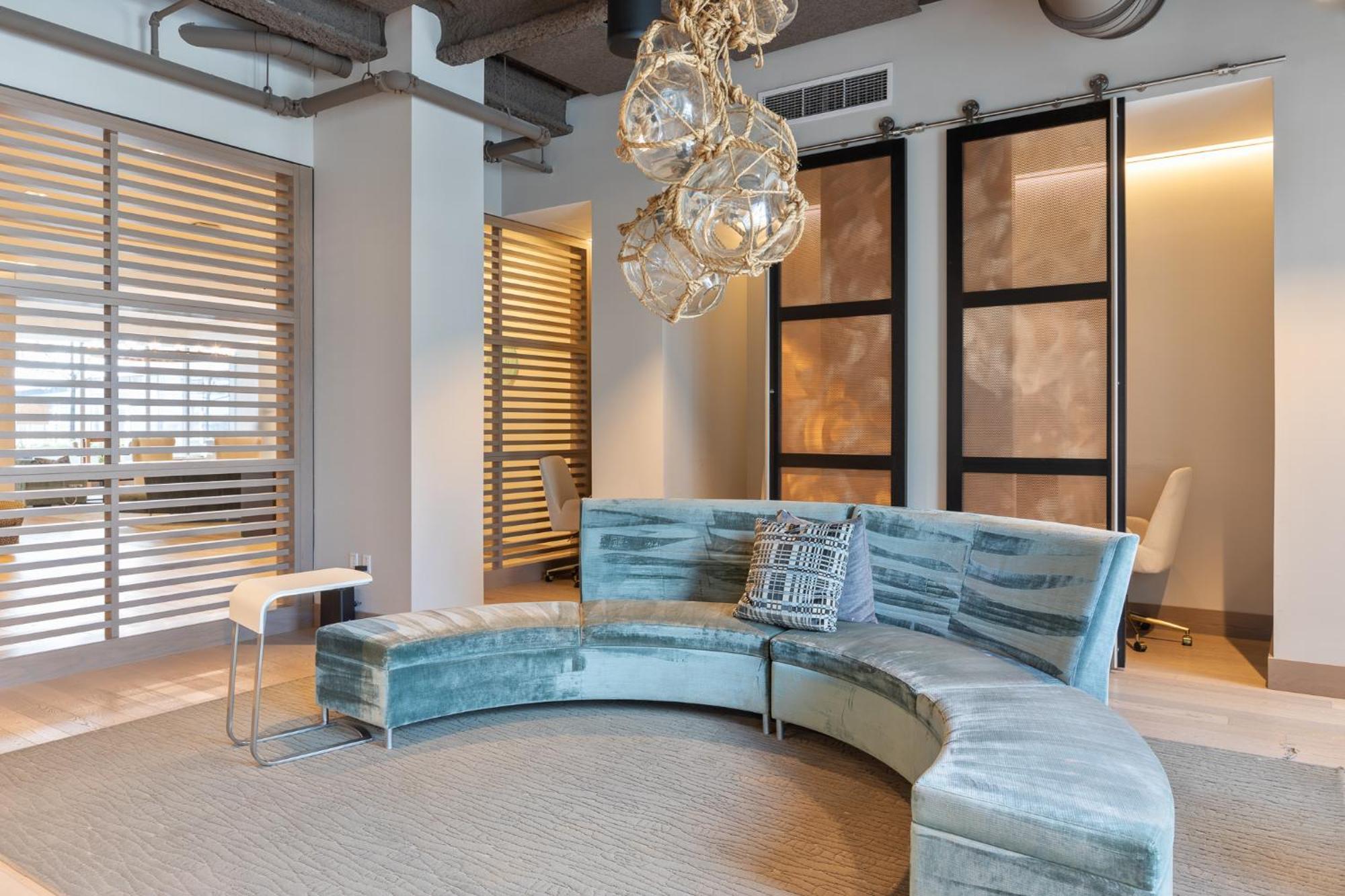 Luxury Downtown Seaport Apartment